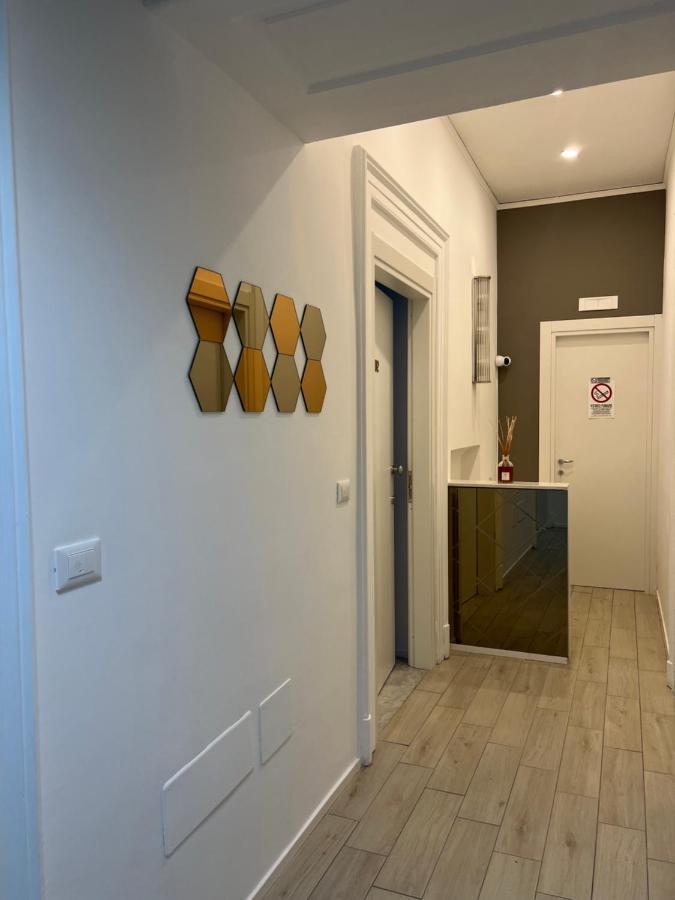 La Piazza Suite Napoli Exterior foto