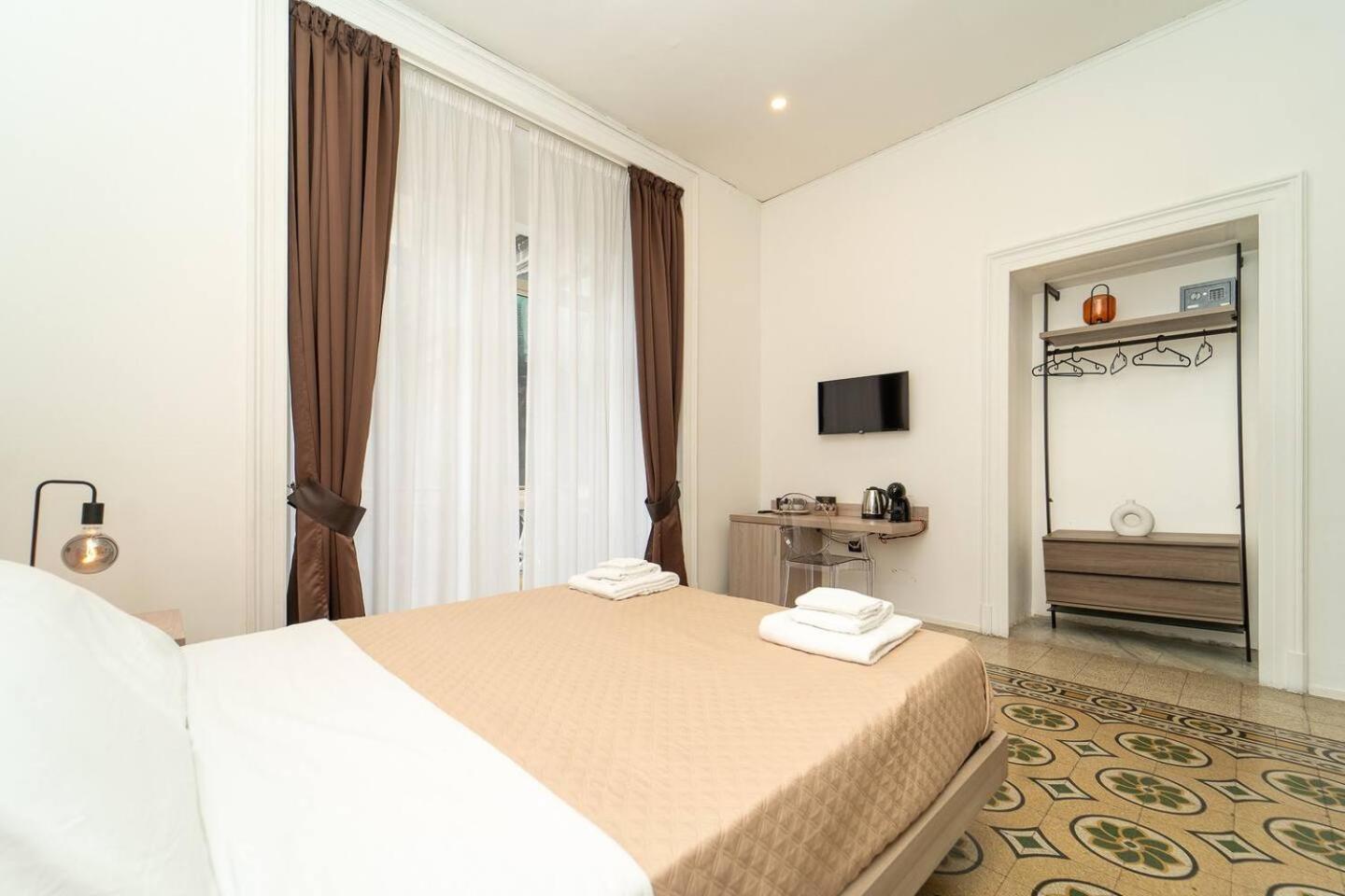 La Piazza Suite Napoli Exterior foto